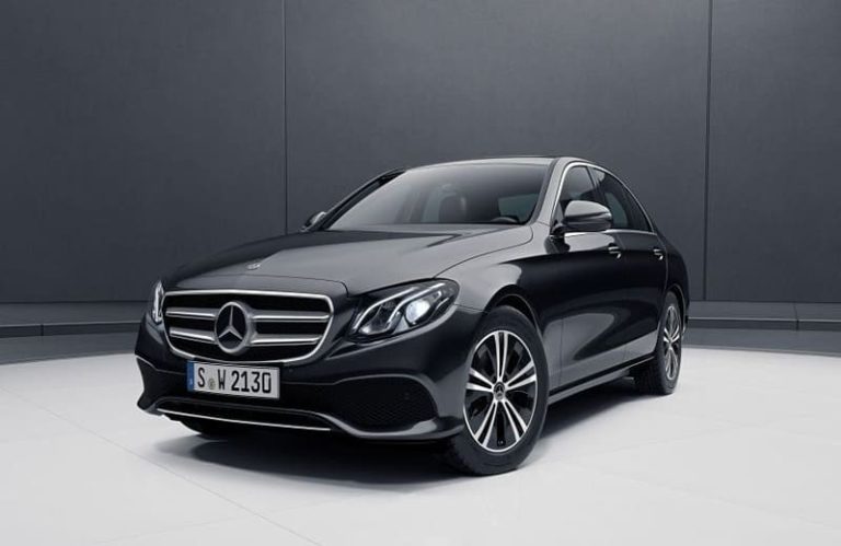 Rent a Mercedes and Feel Like a VIP